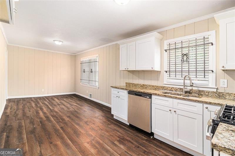 1945 DODSON Drive Atlanta - 8
