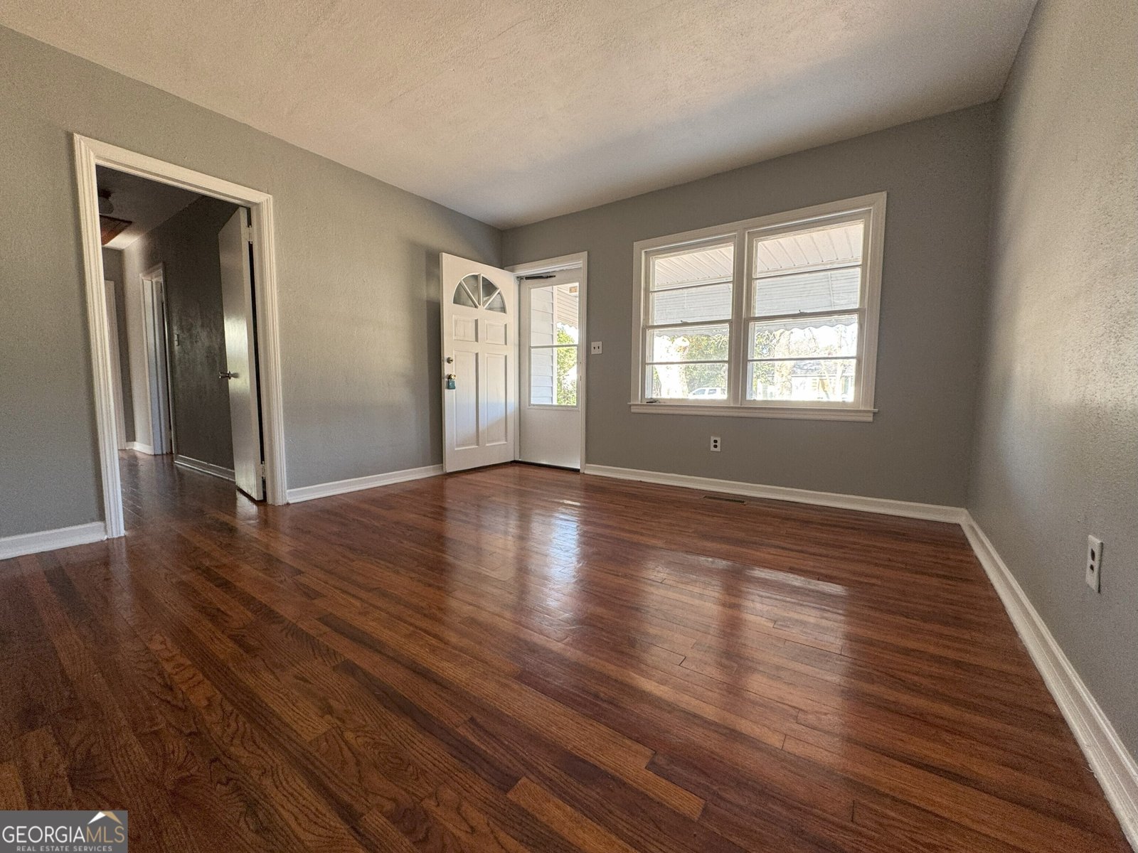 1906 Whitney Avenue Albany - 4