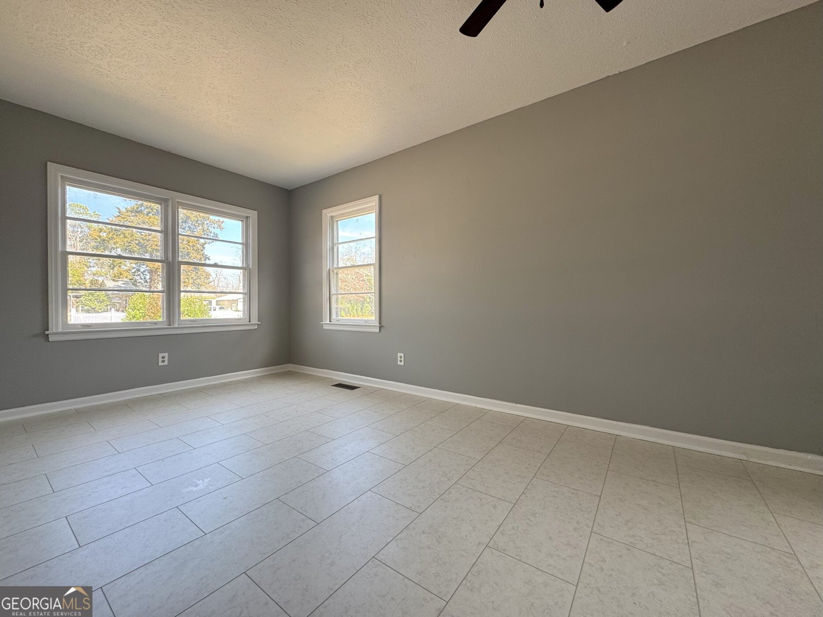1906 Whitney Avenue Albany - 5