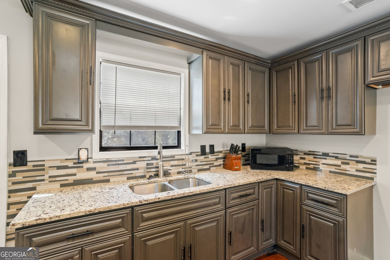 801 Hemingway Road Stone Mountain - 10