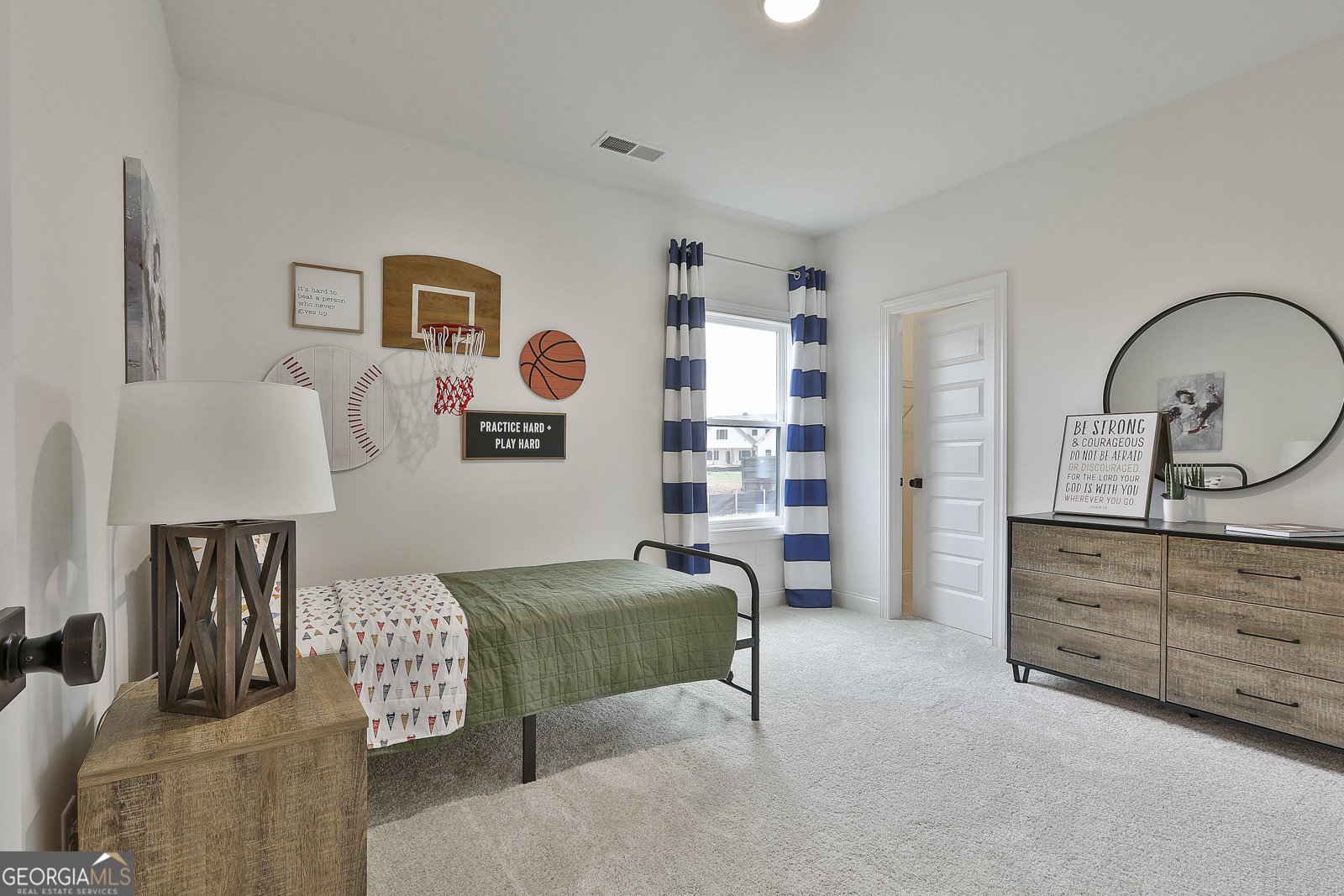 55 Grove Park Senoia - 38