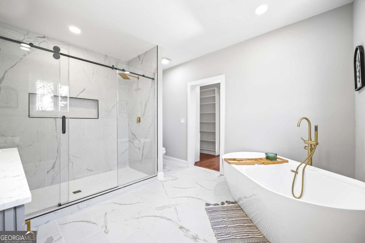 4901 Macon Highway Bishop - 37