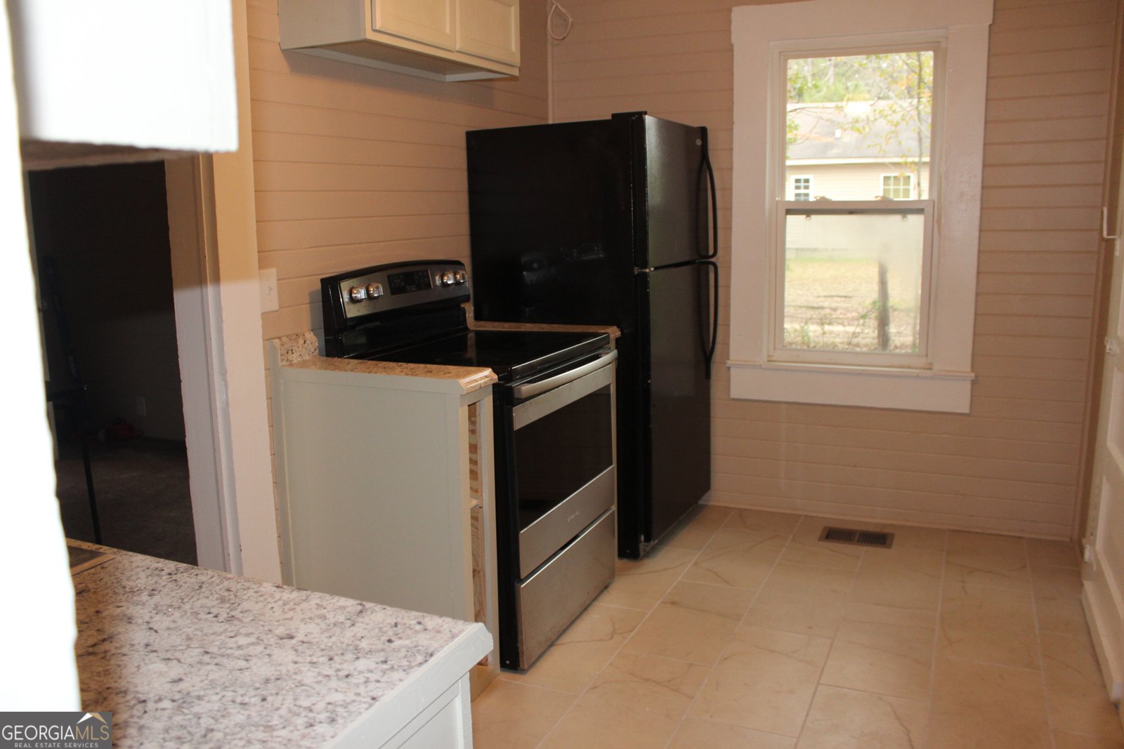 717 College Avenue Tifton - 4