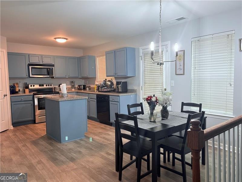 204 Hightower Trail Riverdale - 4