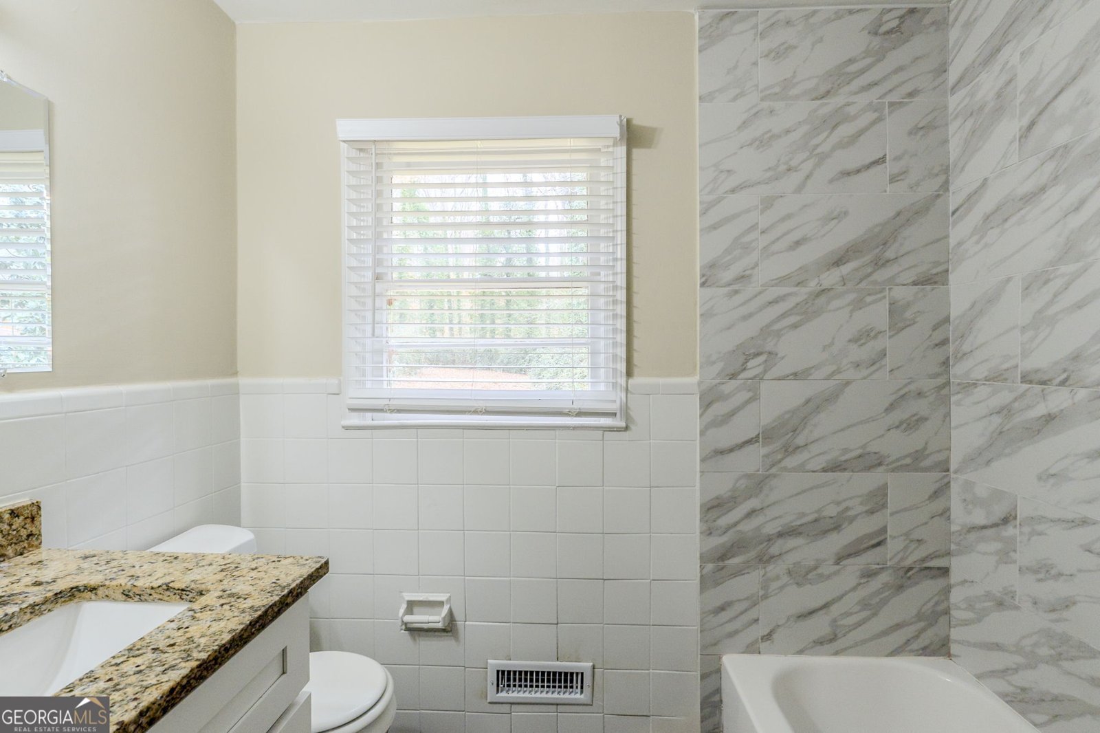 2096 Snow Road Atlanta - 14