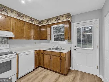 1406 Rosewood Circle Dalton - 12