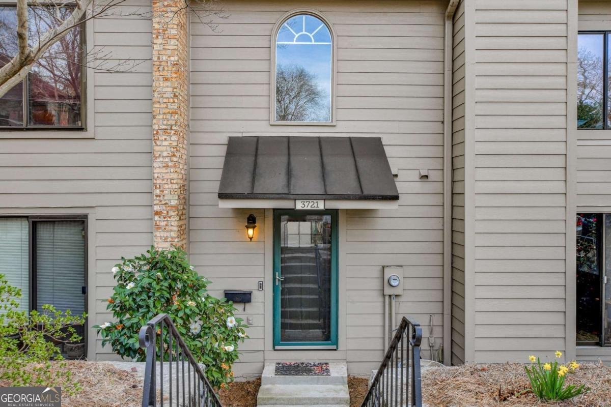 3721 STONEWALL Circle Atlanta - 1