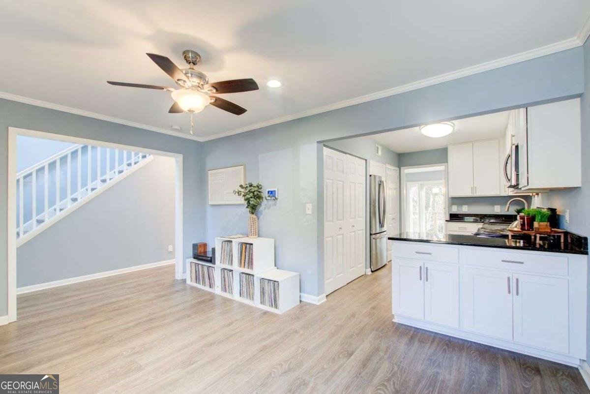 3721 STONEWALL Circle Atlanta - 18