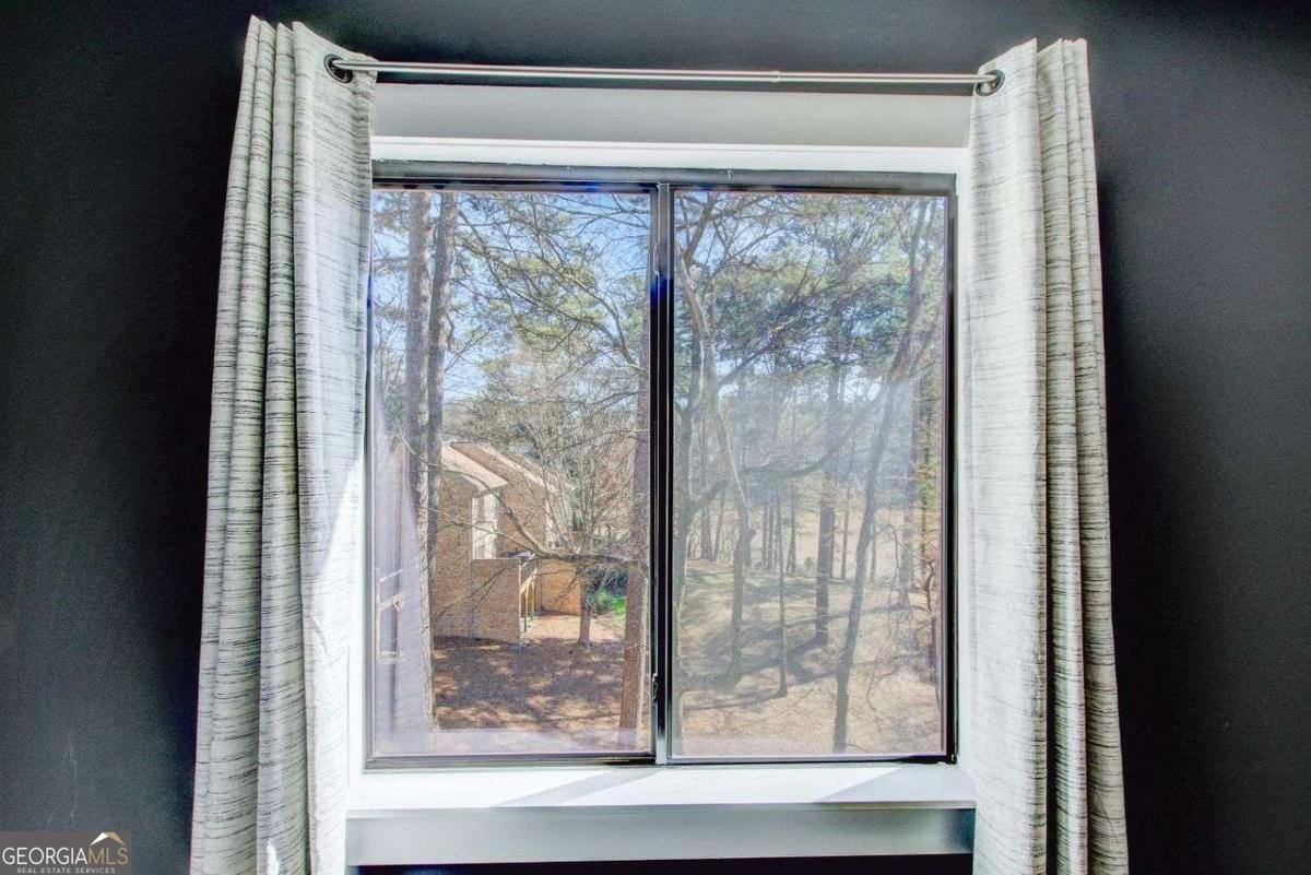 3721 STONEWALL Circle Atlanta - 25