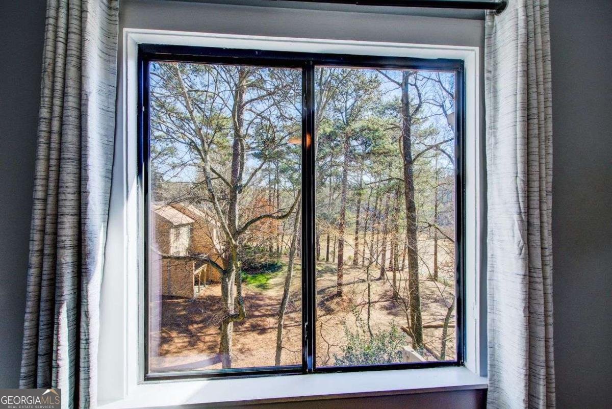 3721 STONEWALL Circle Atlanta - 27