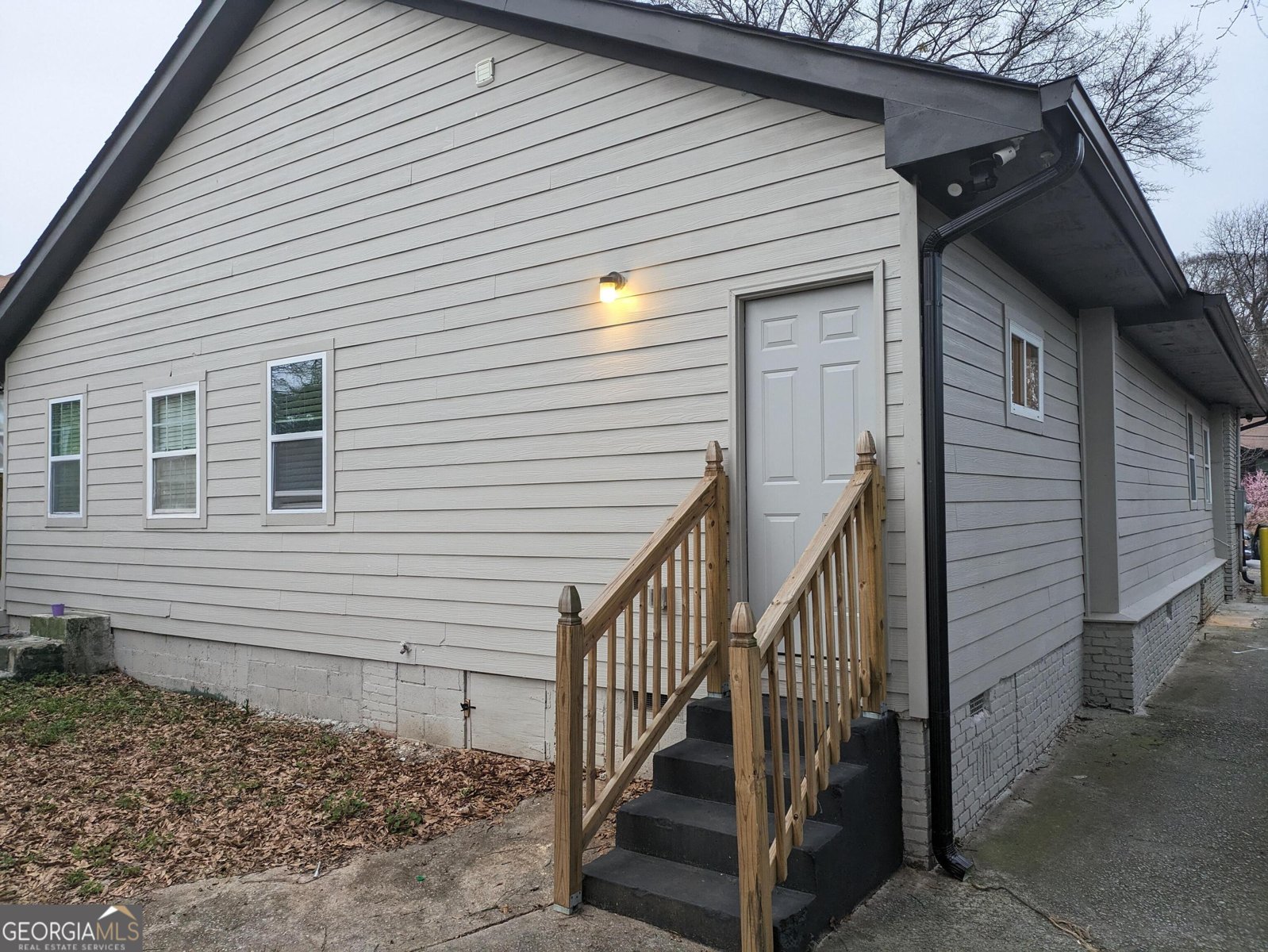 1528 Olympian Way Atlanta - 1