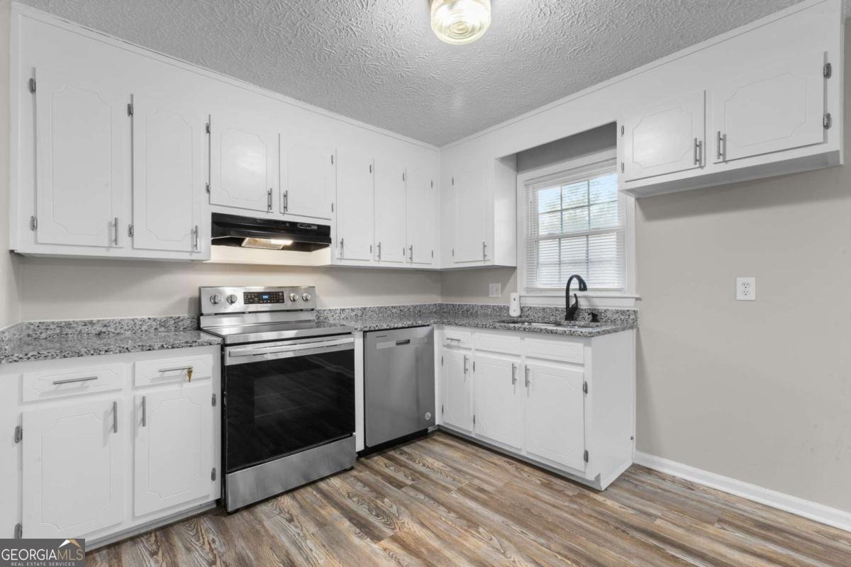 11 Lakemont Drive Silver Creek - 12