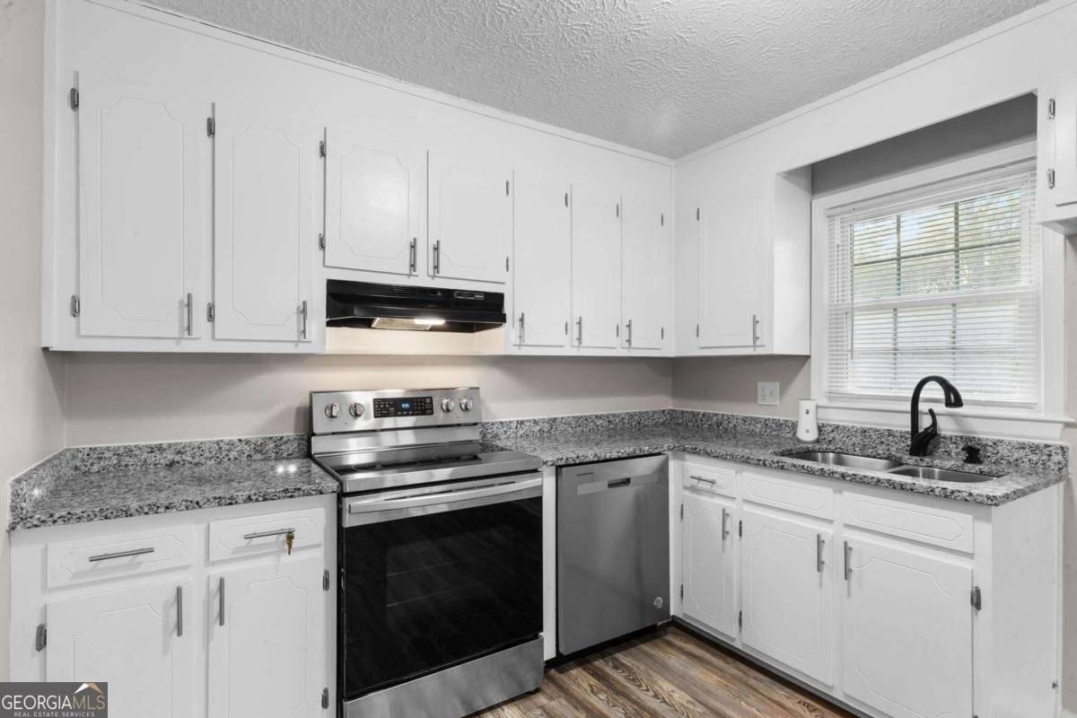 11 Lakemont Drive Silver Creek - 14