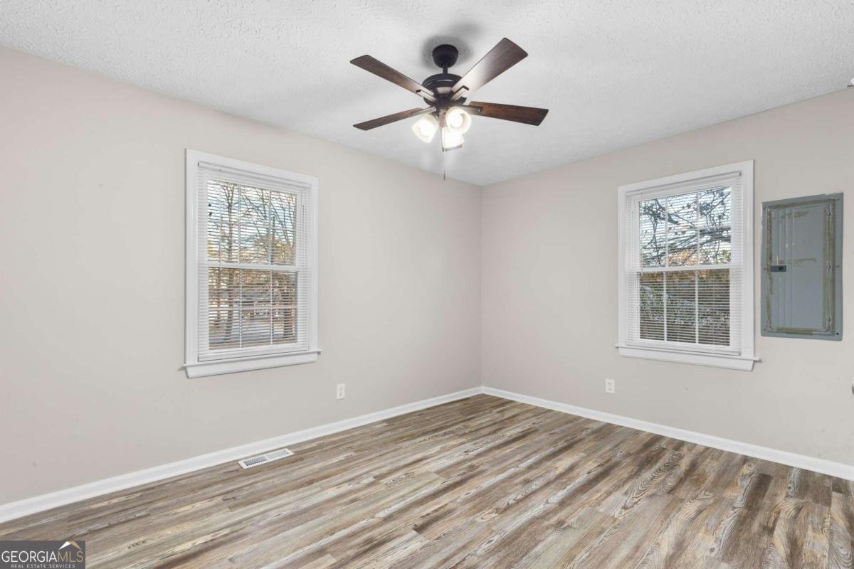 11 Lakemont Drive Silver Creek - 26
