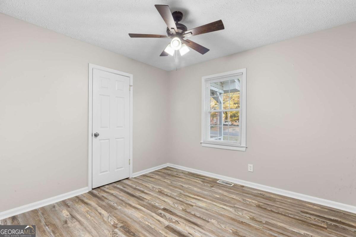 11 Lakemont Drive Silver Creek - 28