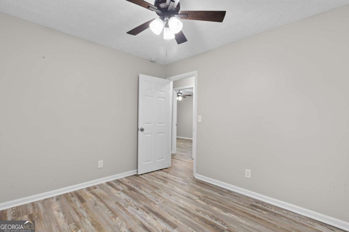 11 Lakemont Drive Silver Creek - 29