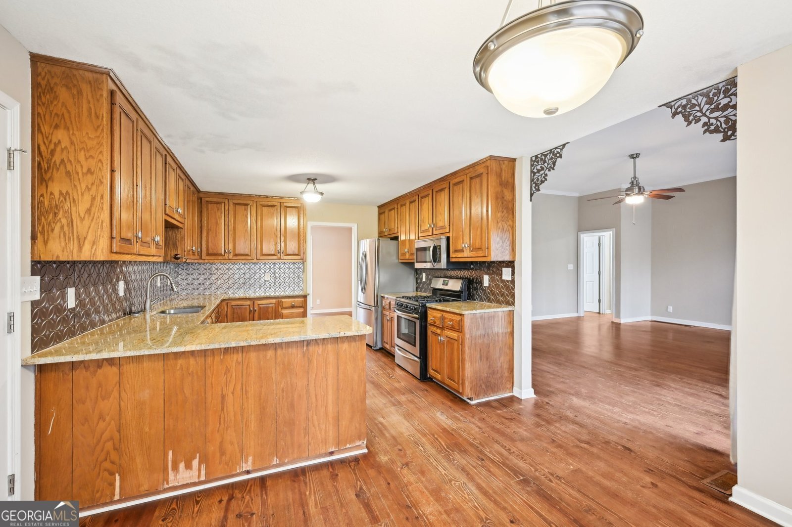 105 Spring Forest Way Sharpsburg - 13