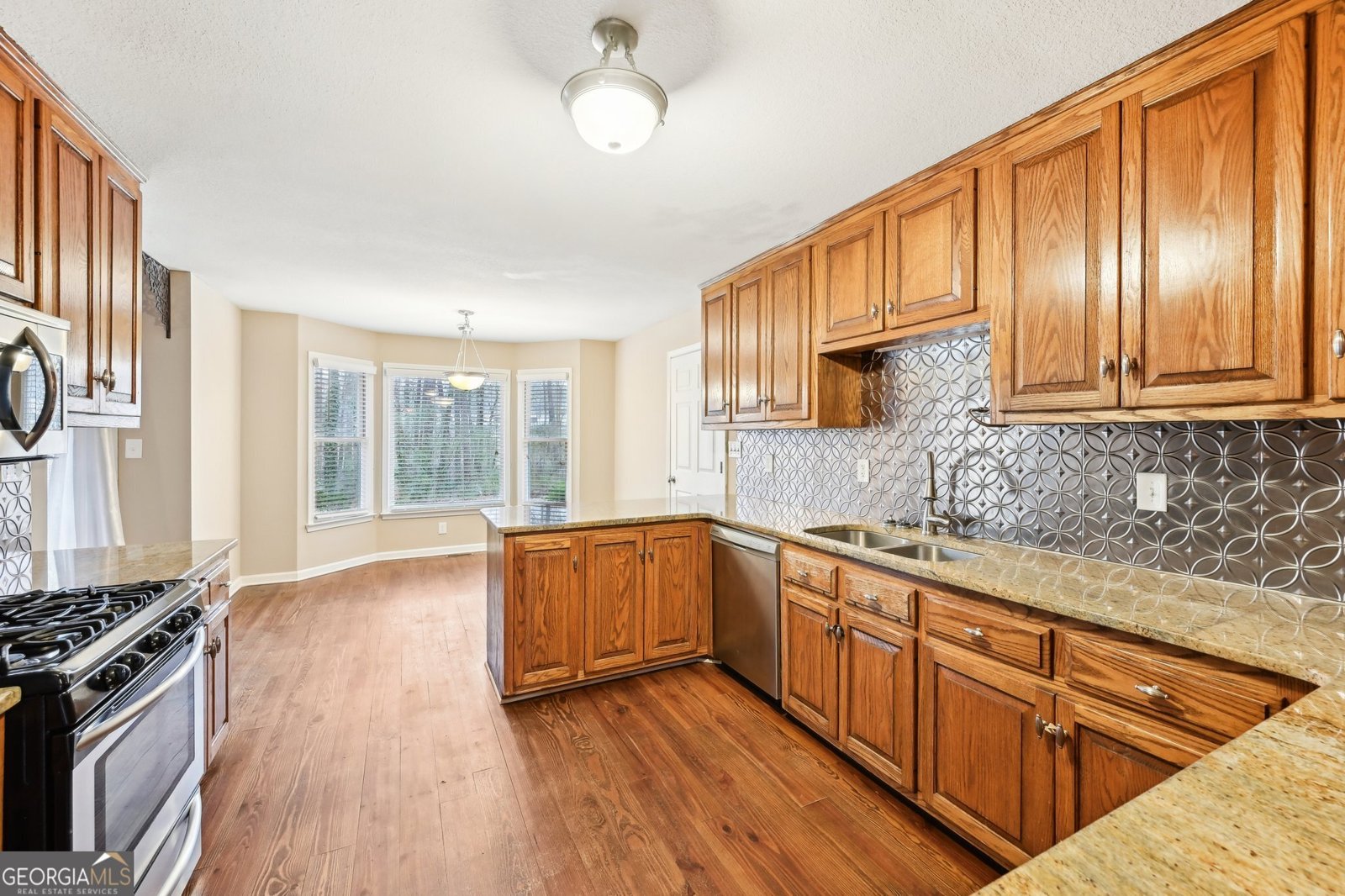 105 Spring Forest Way Sharpsburg - 14