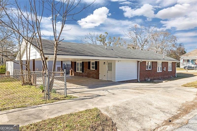 1729 SPRING Street Conyers - 4