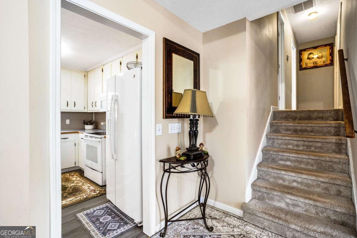 13 Greystone Lane Cartersville - 9