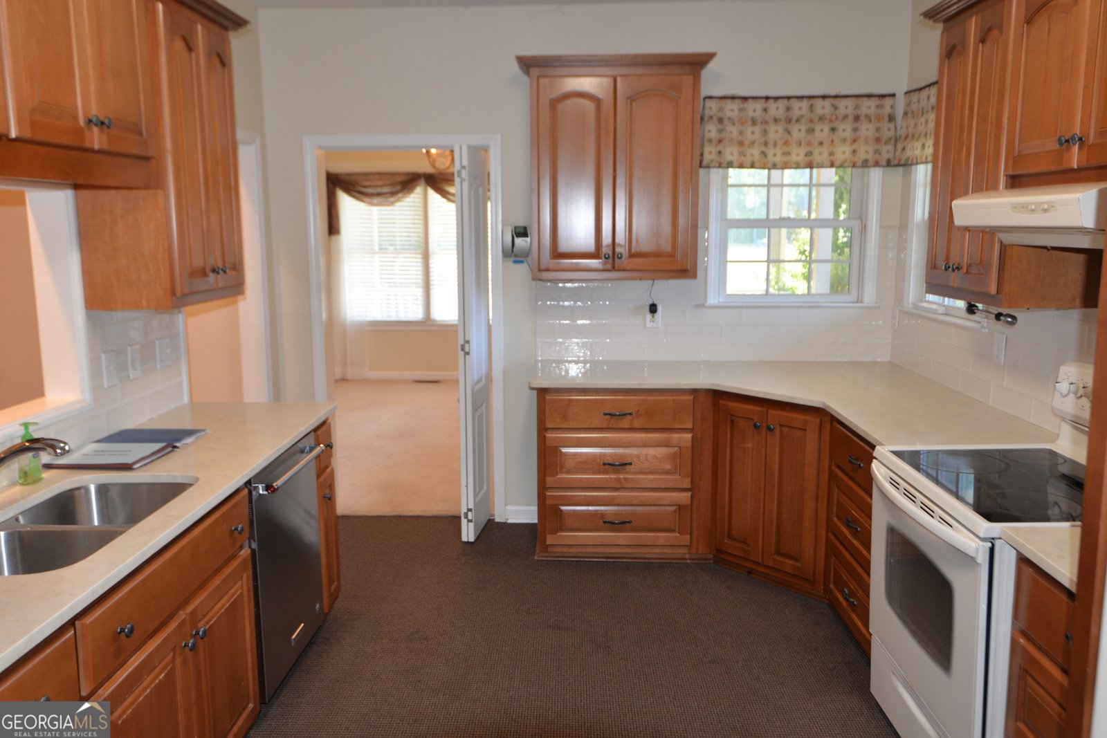 195 Twin Oaks Drive Hampton - 9