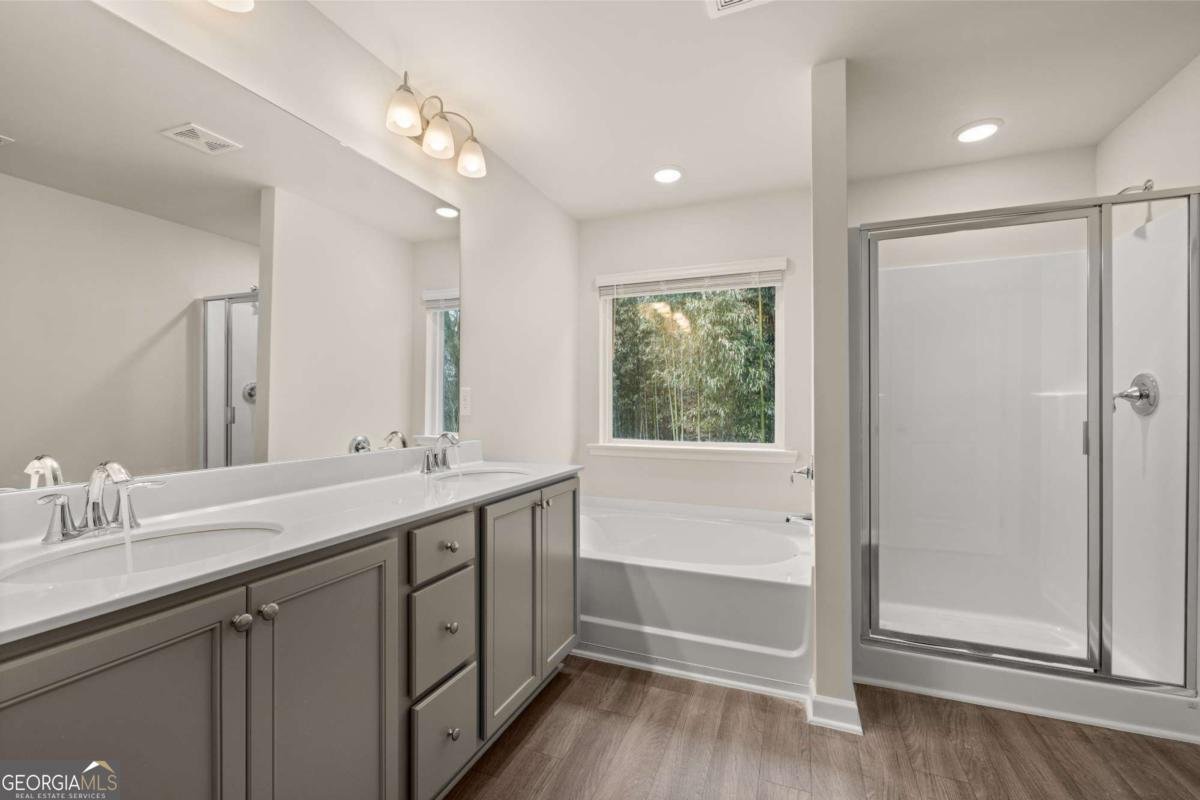 1084 Georgian Point Drive Lawrenceville - 17