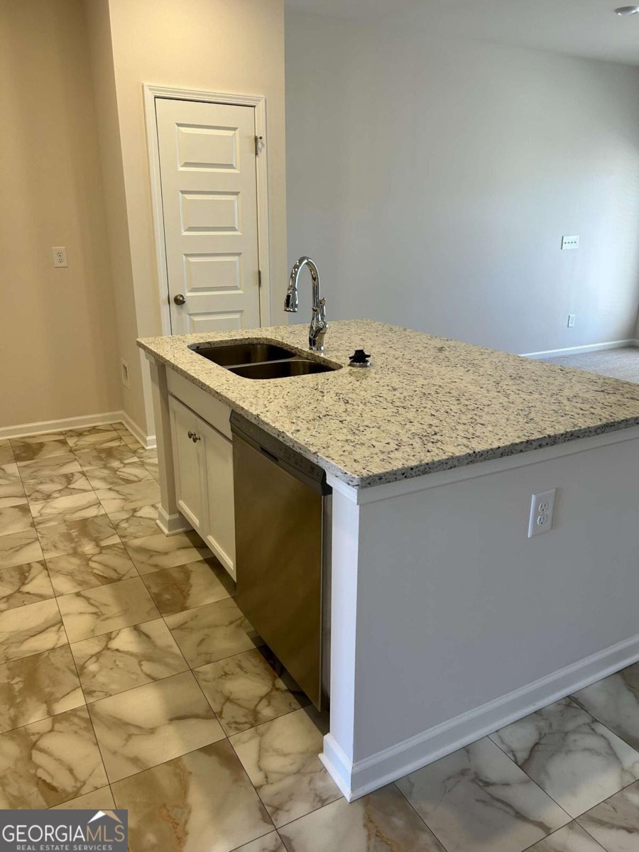 237 Hydrangea Court Dallas - 9