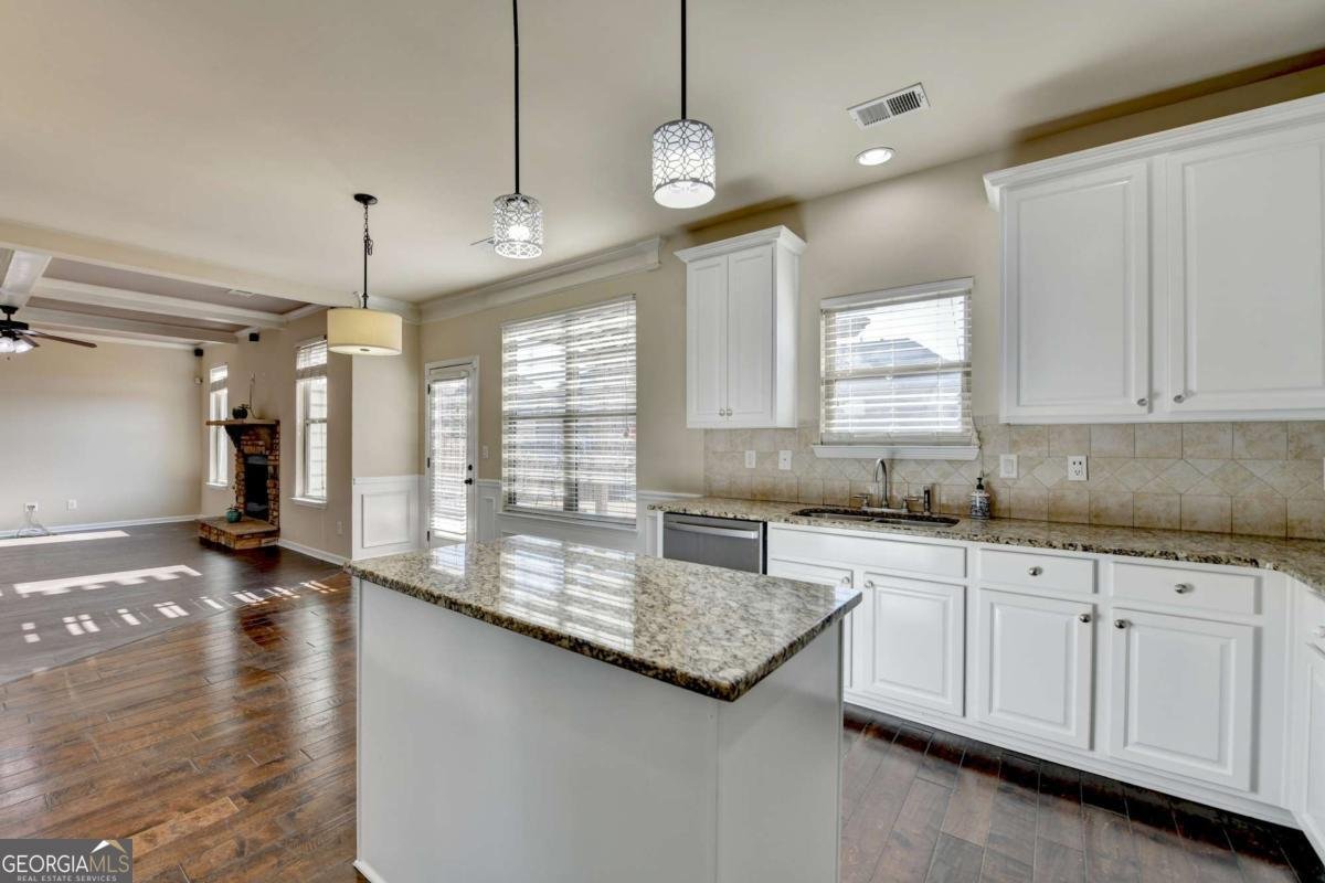 1465 FOREST BROOK Trail Cumming - 20