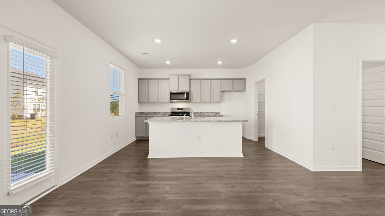 165 Aster Avenue Locust Grove - 11