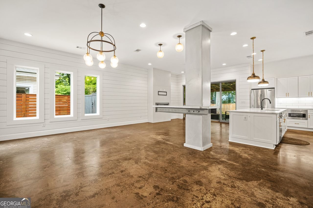 244 LOCUST Street Atlanta - 22