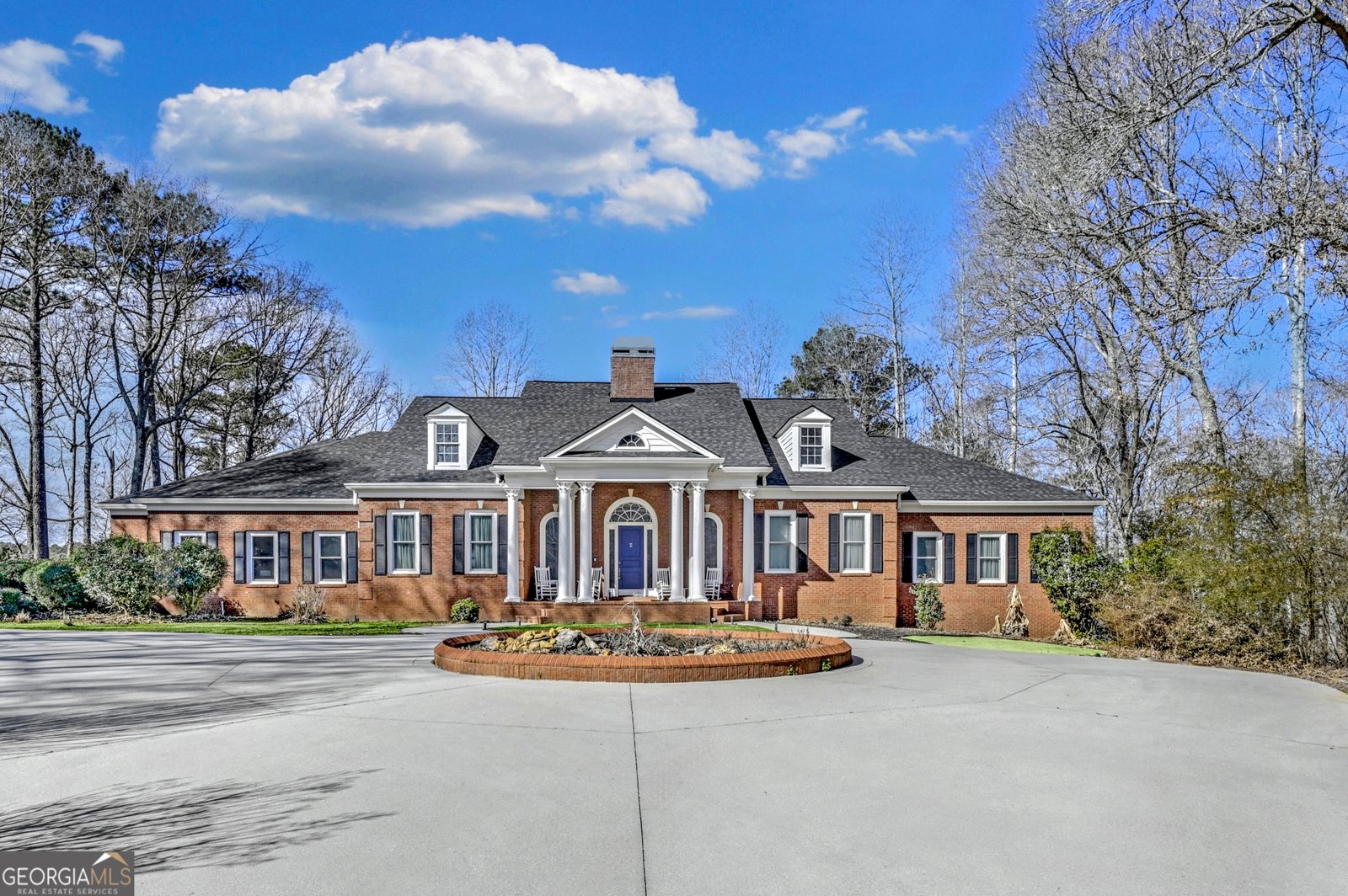 300 Island Cove Drive Newnan - 1
