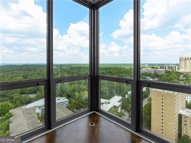 2870 Pharr Court South Atlanta - 17