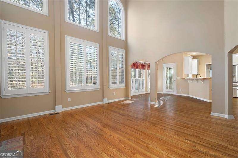 514 Lovinggood Court Woodstock - 6