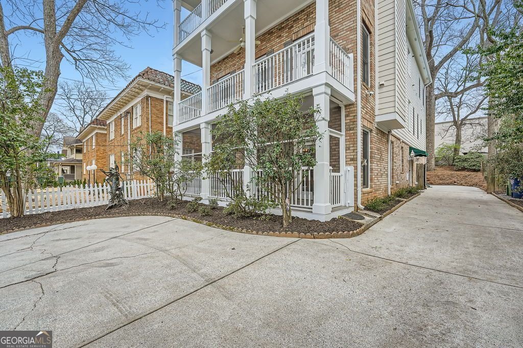 397 4th Street Atlanta - 31