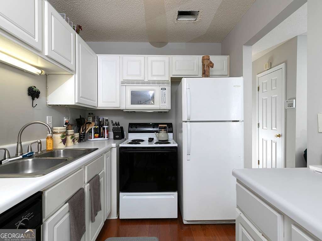 253 Gallant Mableton - 15