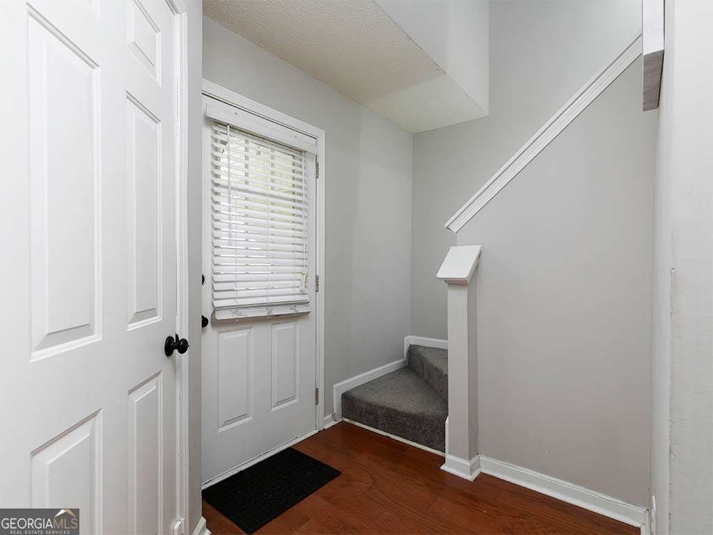253 Gallant Mableton - 4