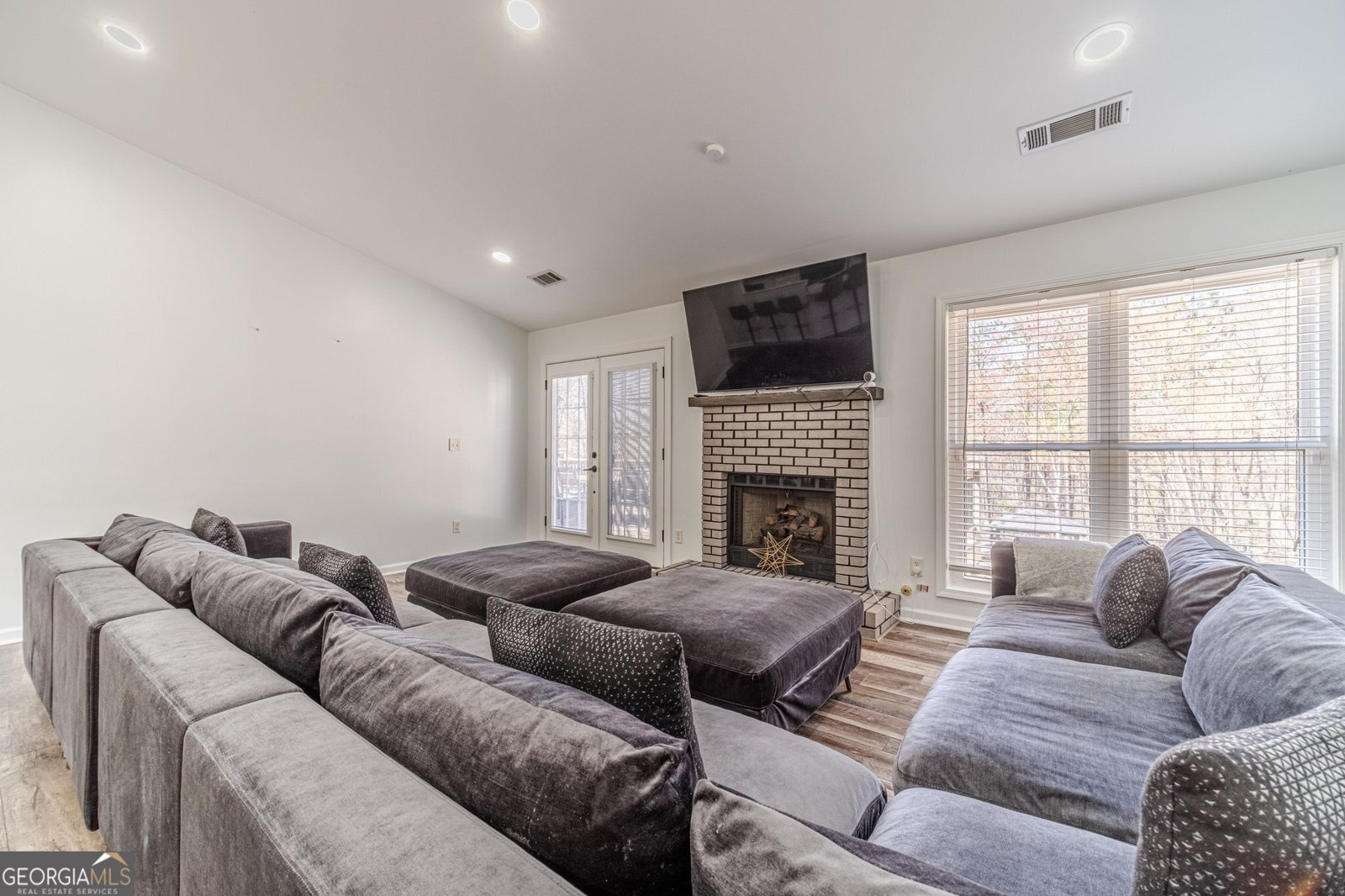 6242 Huckleberry Ridge Flowery Branch - 11