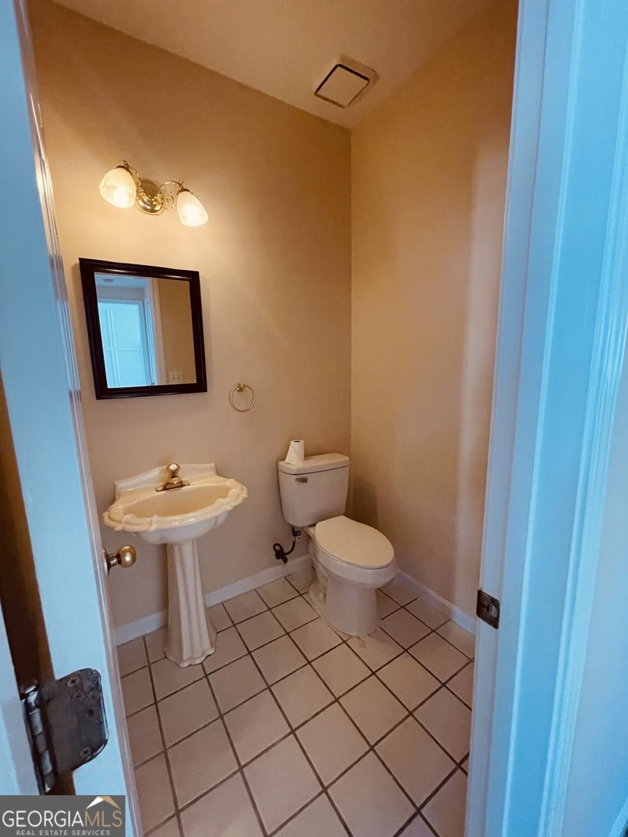 2030 CALMWATER Court Suwanee - 8