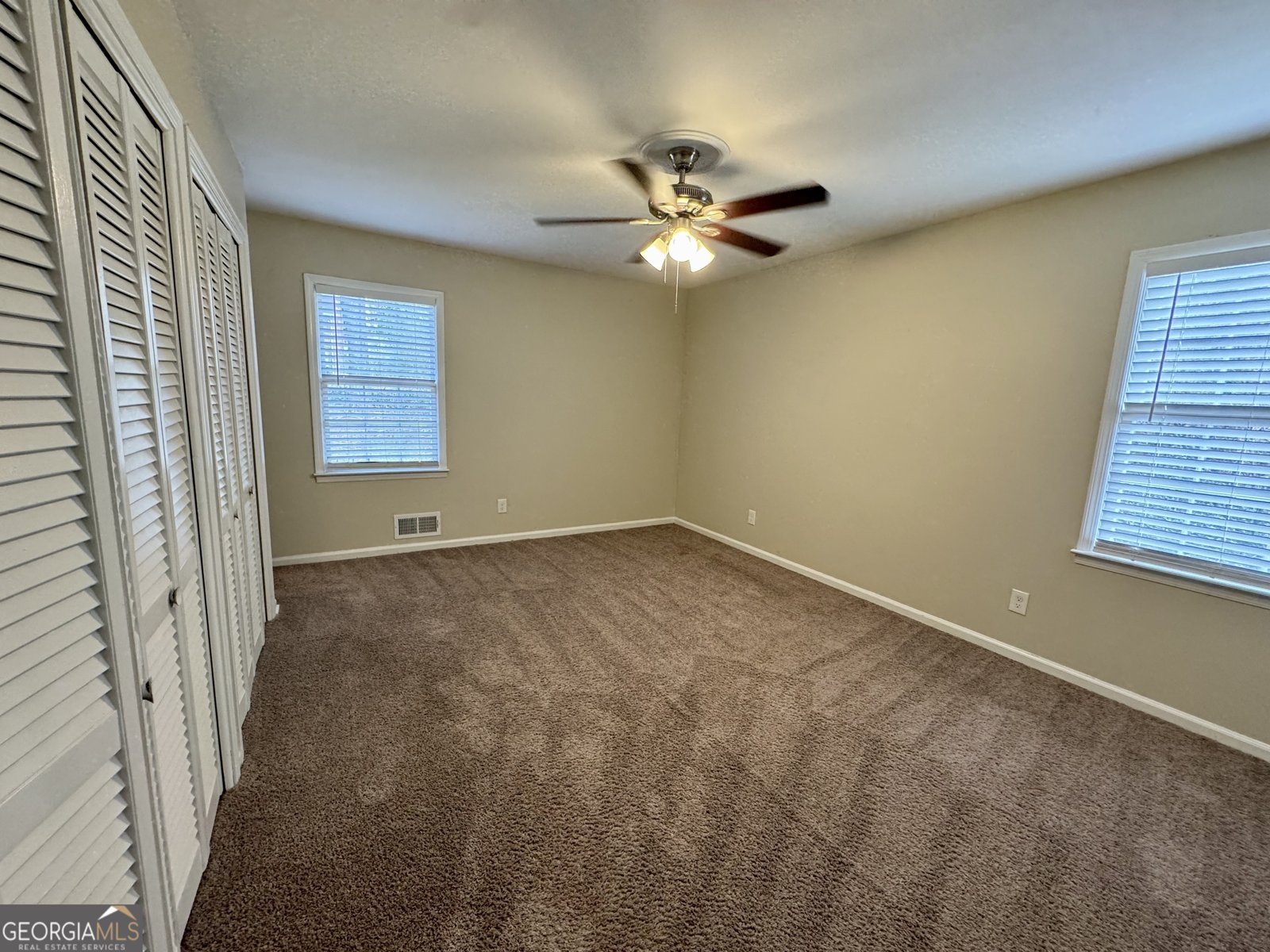 2430 Fern Valley Court East Point - 10