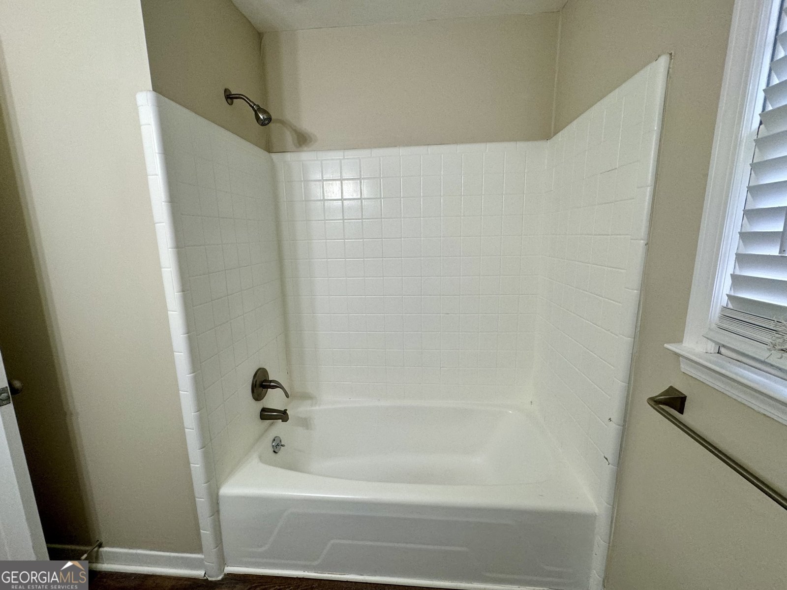 2430 Fern Valley Court East Point - 14