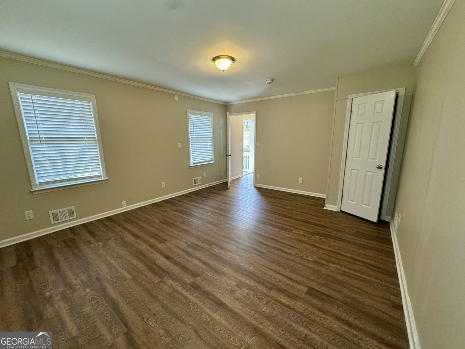 2430 Fern Valley Court East Point - 3