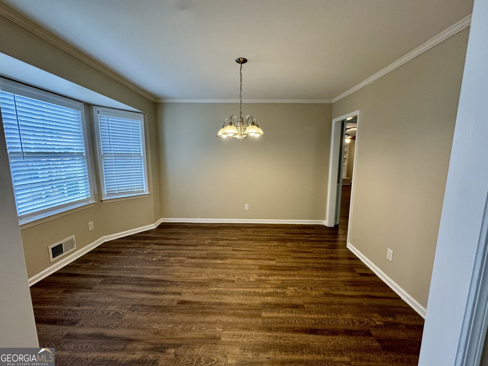 2430 Fern Valley Court East Point - 5