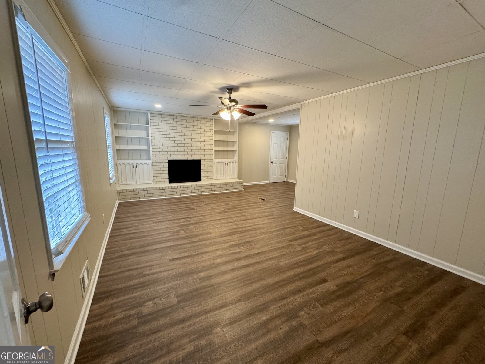 2430 Fern Valley Court East Point - 7