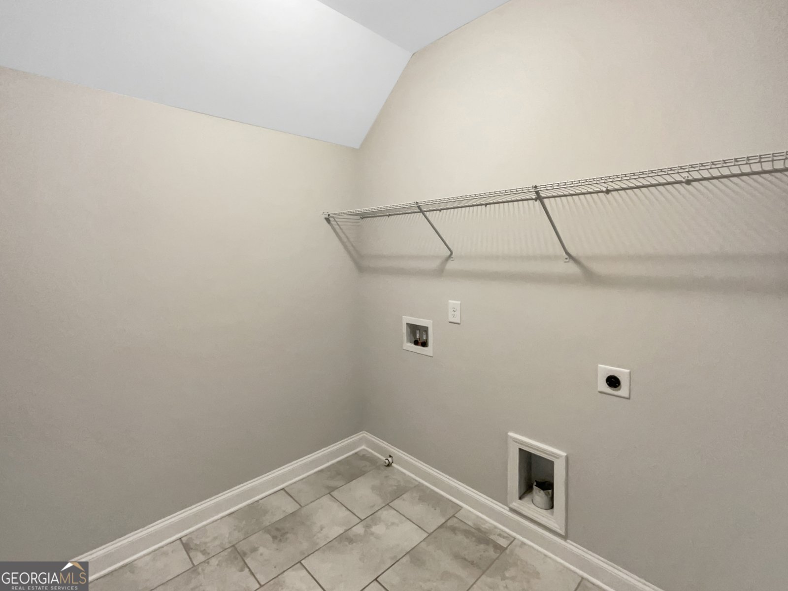507 Gwinnett Street Buford - 31