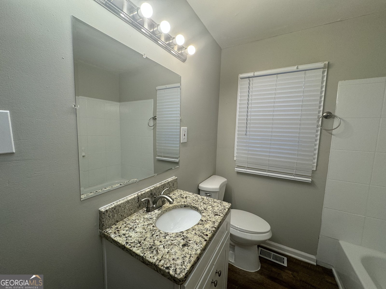 645 Steve Drive Atlanta - 8