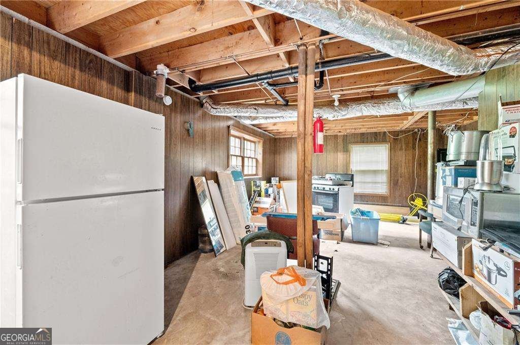 5059 Whispering Pines Drive Gainesville - 24