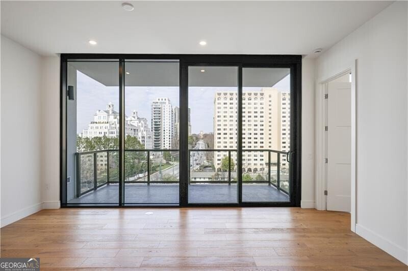 2425 PEACHTREE Road Atlanta - 12