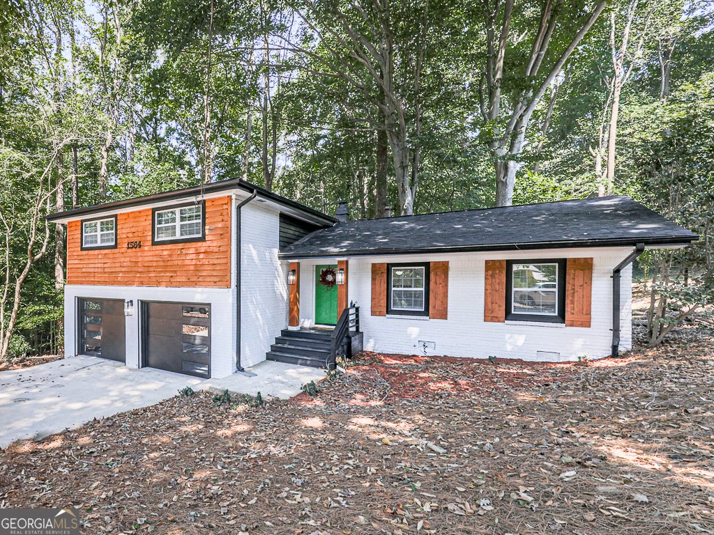 1564 Bubbling Creek Road Brookhaven - 3