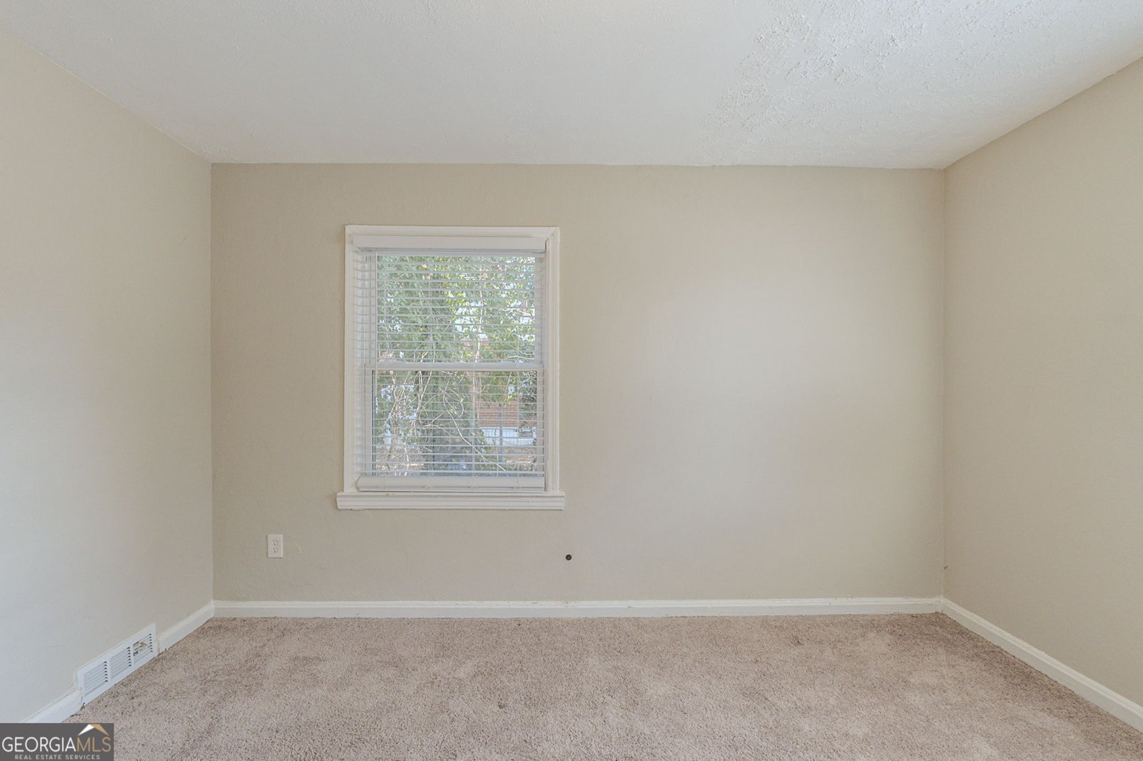 1925 Campbellton Road Atlanta - 12