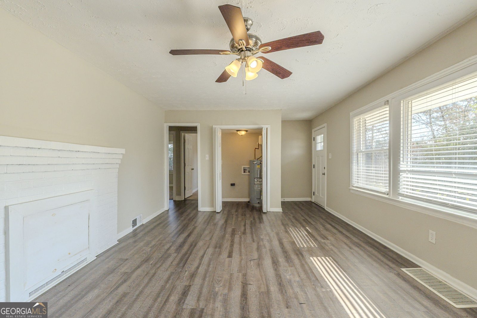 1925 Campbellton Road Atlanta - 5
